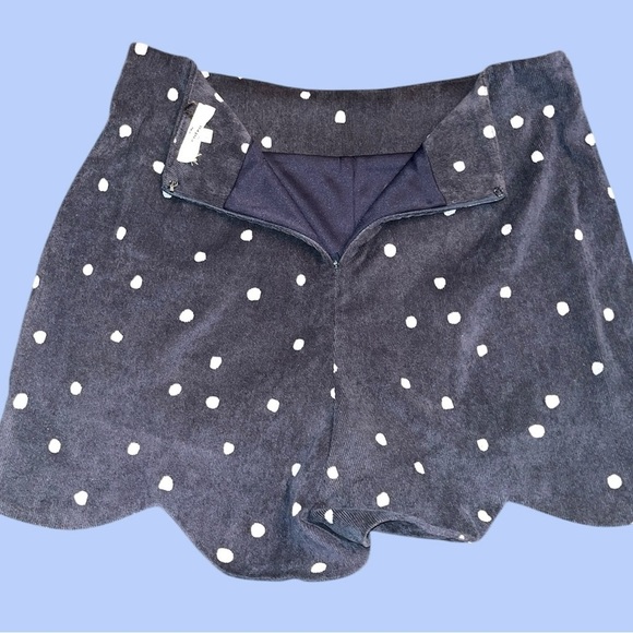 Entro Blue and White Skorts with Scalloped Hem - Picture 3 of 9